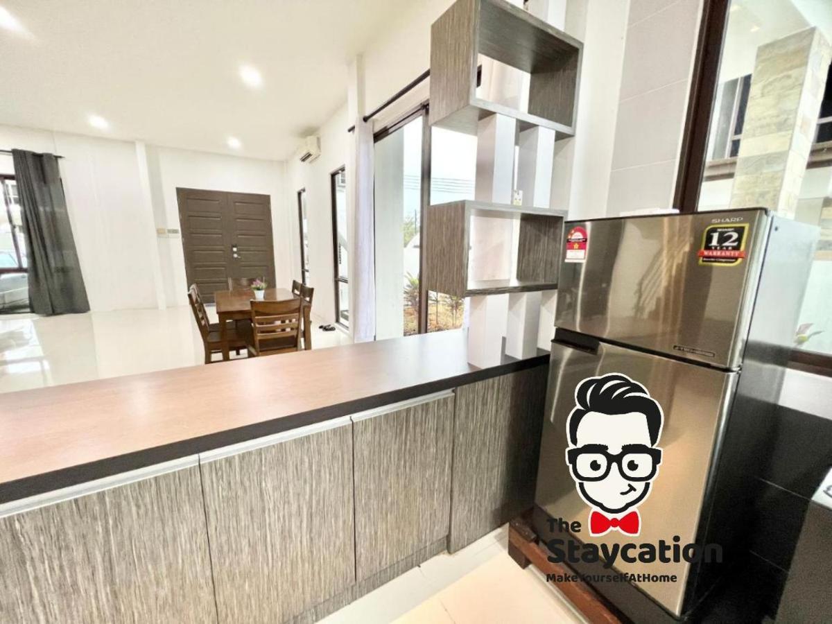 Staycation Homestay 4 Kota Samarahan D Gated House Kuching Extérieur photo